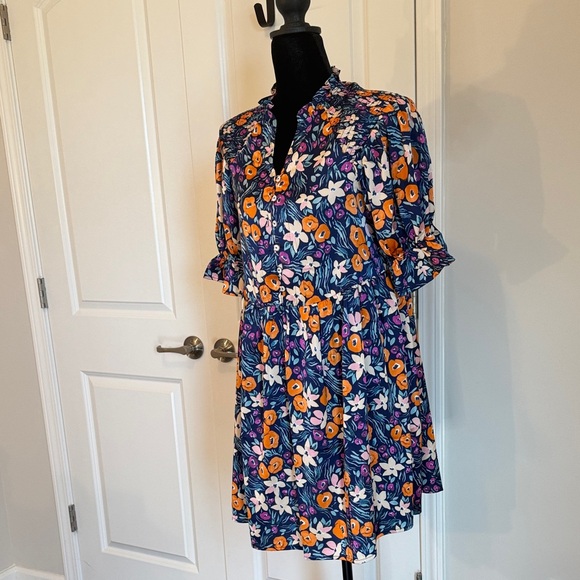 Elegant Floral Mini Dress in Orange and Blue - Picture 2 of 5